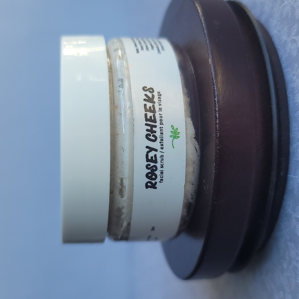 Rosey Cheeks Facial Scrub